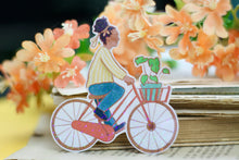 Lade das Bild in den Galerie-Viewer, Vinyl Sticker mit Holographischem Effekt - Frau auf Fahrrad - BIPoC - Hollandrad - Pflanzen