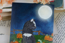 Lade das Bild in den Galerie-Viewer, Postkarte - Halloween Katze - Katze mit Kürbis - Vollmond