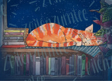 Lade das Bild in den Galerie-Viewer, Print - Schlafende Katzen zwischen Büchern - Handgemalte Illustration