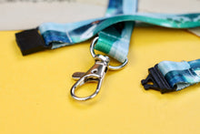 Lade das Bild in den Galerie-Viewer, Schlüsselband - Skandinavische Nacht - Polarlichter - Norwegen - Eigene Illustrationen