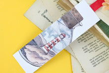 Lade das Bild in den Galerie-Viewer, Lesezeichen - Leuchtturm in der Flasche - Flaschenpost - Aquarell Illustration