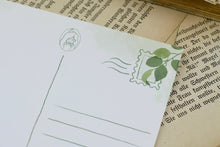 Lade das Bild in den Galerie-Viewer, Postkarte - Geburtstagskarte mit Dackel und Eukalyptus - Handgemalte Illustration