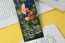 Lade das Bild in den Galerie-Viewer, Lesezeichen - Fuchs im Wald - Glühwürmchen -magic whispers of old trees - Spruch