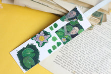 Lade das Bild in den Galerie-Viewer, Lesezeichen - Mädchen im Seerosenteich - Skizzenbuch Collection - Eigene Illustration