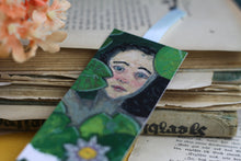 Lade das Bild in den Galerie-Viewer, Lesezeichen - Mädchen im Seerosenteich - Skizzenbuch Collection - Eigene Illustration