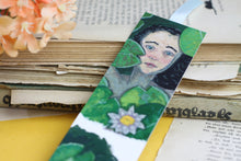 Lade das Bild in den Galerie-Viewer, Lesezeichen - Mädchen im Seerosenteich - Skizzenbuch Collection - Eigene Illustration