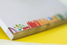 Lade das Bild in den Galerie-Viewer, Kleiner Notizblock - Regenbogen Bücherregal - Blanko - A7 - 50 Seiten