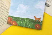 Lade das Bild in den Galerie-Viewer, Notizblock - Kater in Mohnblumenfeld - DIN A5 - 50 Seiten - liniert