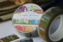 Lade das Bild in den Galerie-Viewer, Regenbogen Bücherregal Washi Tape - 1,5cm x 10m - Handgemalte Originalkunst - Eigene Illustration - Ideales Geschenk für Leseratten