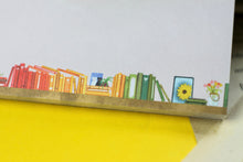 Lade das Bild in den Galerie-Viewer, Kleiner Notizblock - Regenbogen Bücherregal - Blanko - A7 - 50 Seiten