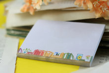 Lade das Bild in den Galerie-Viewer, Kleiner Notizblock - Regenbogen Bücherregal - Blanko - A7 - 50 Seiten