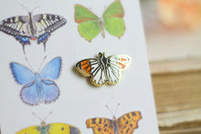 Lade das Bild in den Galerie-Viewer, Emaille Pin - Minipin - Schmetterling - Aurorafalter