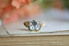 Lade das Bild in den Galerie-Viewer, Emaille Pin - Minipin - Schmetterling - Aurorafalter