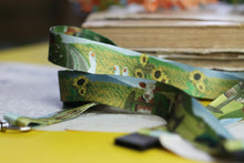 Lade das Bild in den Galerie-Viewer, Schlüsselband - Bauernhof - Kühe, Ziegen, Gänse, Hühner - Sicherheitsverschluss - Eigene Illustrationen