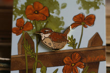 Lade das Bild in den Galerie-Viewer, Emaille Pin - Minipin - Zaunkönig - Little Birdies Collection