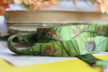 Lade das Bild in den Galerie-Viewer, Schlüsselband - Eichhörnchen - Sommer - Sicherheitsverschluss - Eigene Illustrationen