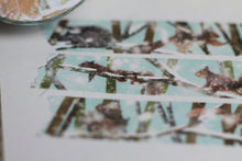 Lade das Bild in den Galerie-Viewer, Washi Tape - Eichhörnchen im Schnee - Eigene Illustrationen