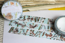 Lade das Bild in den Galerie-Viewer, Washi Tape - Eichhörnchen im Schnee - Eigene Illustrationen