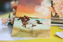 Lade das Bild in den Galerie-Viewer, Postkarte - Strandausritt - Reiterin am Strand - Appaloosa - Aquarell Illustration - Handgemalt - Geburtstagskarte