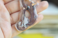 Lade das Bild in den Galerie-Viewer, Acryl Schlüsselanhänger - Otter - you're my significant otter - mit Epoxy - Eigene Illustration A-/B-Ware