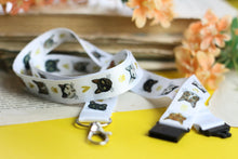 Lade das Bild in den Galerie-Viewer, Schlüsselband - Meine liebsten Katzen - Katzenköpfe - Sicherheitsverschluss - Eigene Illustrationen