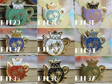 Lade das Bild in den Galerie-Viewer, Enamel Pin - Bigger Pins - B-Ware, B-Grade, Second - Seconds Sale - Broschen mit kleinen Fehlern - Oopsie Bag