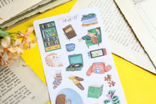 Lade das Bild in den Galerie-Viewer, Stickerbogen - Lets get cozy - Gemütliche Sticker - Bücher, Pflanzen, Katze, Herbst, Winter - Bullet Journal - Eigene Illustrationen