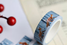 Lade das Bild in den Galerie-Viewer, Washi Tape - Füchse im Schnee - Winterversion - Wald - 15mm x 10m - Eigene Illustrationen