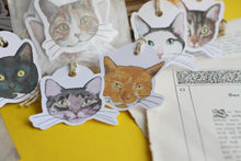 Lade das Bild in den Galerie-Viewer, Geschenkanhänger - My favorite cats - Katzen Illustrationen - Geschenke verpacken - Eigene Illustration