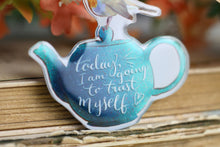 Lade das Bild in den Galerie-Viewer, Kühlschrankmagnet - Rotkehlchen auf Teekanne - Affirmation - Eigene Illustration