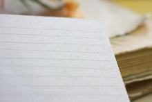 Lade das Bild in den Galerie-Viewer, Notizblock - Blaumeise auf Ast - A6 - 50 Seiten - Handgemalte Illustration