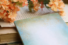 Lade das Bild in den Galerie-Viewer, Notizblock - Rotkehlchen auf Teekanne - Affirmation - Trust Myself - A6 - 50 Seiten - Handgemalte Illustration