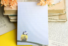 Lade das Bild in den Galerie-Viewer, Notizblock - Blaumeise auf Ast - A6 - 50 Seiten - Handgemalte Illustration