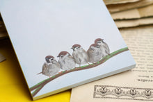 Lade das Bild in den Galerie-Viewer, Notizblock - Spatzen auf Ast - A6 - 50 Seiten - Handgemalte Illustration