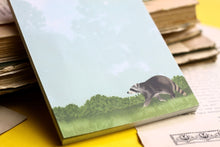 Lade das Bild in den Galerie-Viewer, Notizblock - Waschbär - A6 - 50 Seiten - Handgemalte Illustration