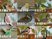 Lade das Bild in den Galerie-Viewer, Enamel Pin - Mini Pins - B-Ware, B-Grade, Second - Seconds Sale - Broschen mit kleinen Fehlern - Oopsie Bag