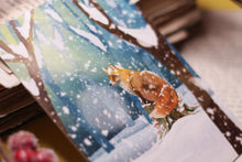 Lade das Bild in den Galerie-Viewer, Postkarte - Fuchs im Schnee - Mit oder ohne Spruch - Wintergrüße - Winterwald - Weihnachten - Winter - Eigene Illustration