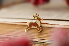 Lade das Bild in den Galerie-Viewer, Emaille Pin - Minipin - Rentier - Weihnachten - Adventskalender befüllen