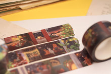 Lade das Bild in den Galerie-Viewer, Washi Tape - Gemütliche Weihnachten - Weihnachtsabend - 10mx25mm - Eigene Illustrationen - mit Hund und Katze