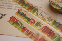 Lade das Bild in den Galerie-Viewer, Weihnachts Bücherregal Washi Tape - 1,5cm x 10m - Eigene Illustration - Ideales Geschenk für Leseratten - Adventskalender befüllen