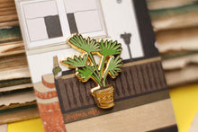 Lade das Bild in den Galerie-Viewer, Emaille Pin - Palme - Hanfpalme - Pflanze - Special Edition - Filler Pin