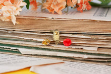 Lade das Bild in den Galerie-Viewer, Emaille Pin - Minipin - Eisvogel - Tiny Little Forest Kollektion