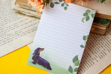Lade das Bild in den Galerie-Viewer, Notizblock - Dackel mit Eukalyptus - A6 - 50 Seiten - liniert - Notizzettel