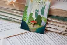 Lade das Bild in den Galerie-Viewer, Emaille Pin - Minipin - Fliegenpilz - Roter Pilz - Tiny Little Forest Kollektion