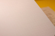 Lade das Bild in den Galerie-Viewer, Notizblock - Elster und Haus - Briefpapier - Penpal - DIN A5 - 50 Seiten - kariert