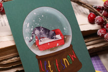 Lade das Bild in den Galerie-Viewer, Postkarte - Let it snow - Weihnachtskarte Katzenklo - Katzentoilette Graue Katze - Lustige Karte Weihnachten - Eigene Illustration