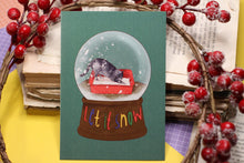Lade das Bild in den Galerie-Viewer, Postkarte - Let it snow - Weihnachtskarte Katzenklo - Katzentoilette Graue Katze - Lustige Karte Weihnachten - Eigene Illustration