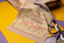Lade das Bild in den Galerie-Viewer, Reinigungstuch - Fühlen Mutig - Notiz Affirmation - Microfasertuch für Brillen, Handys und Objektive - Eigene Illustration - lustiger Spruch