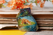 Lade das Bild in den Galerie-Viewer, Magnetisches Lesezeichen - Fuchs am Bach - Fuchs im Wald - Verträumte Kunst, Glitzer - Geschenkidee - Eigene Illustrationen