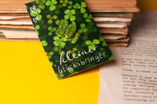 Lade das Bild in den Galerie-Viewer, Emaille Pin - Kleeblatt - Glücksbringer Gold - Geschenkidee - Eigenes Design